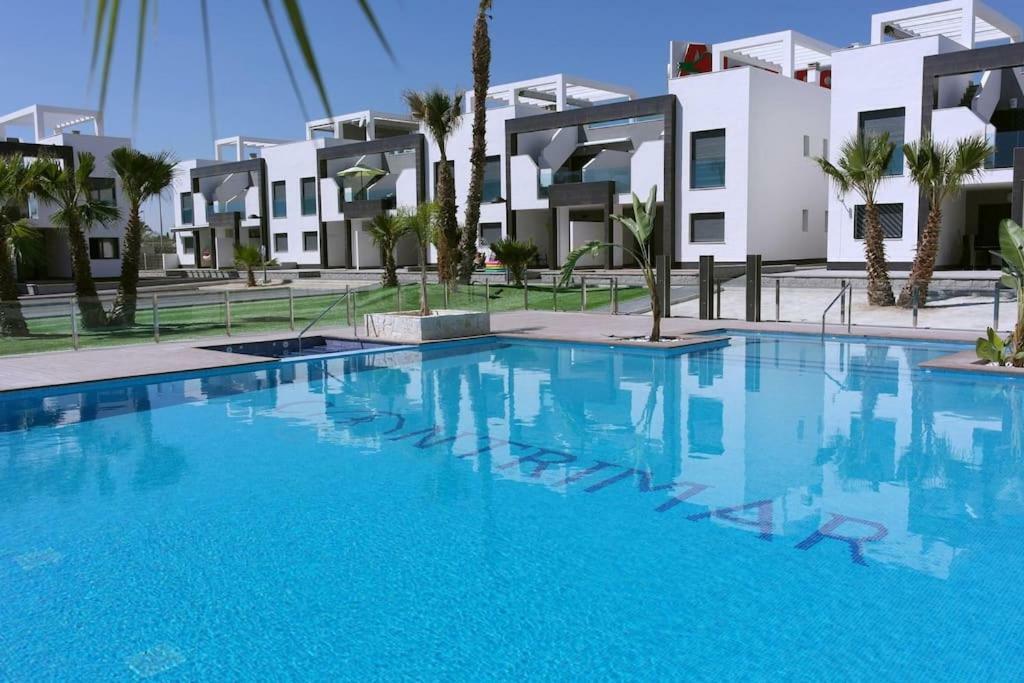 Oasis Beach IX Puntaprima Lejlighed Torrevieja Eksteriør billede